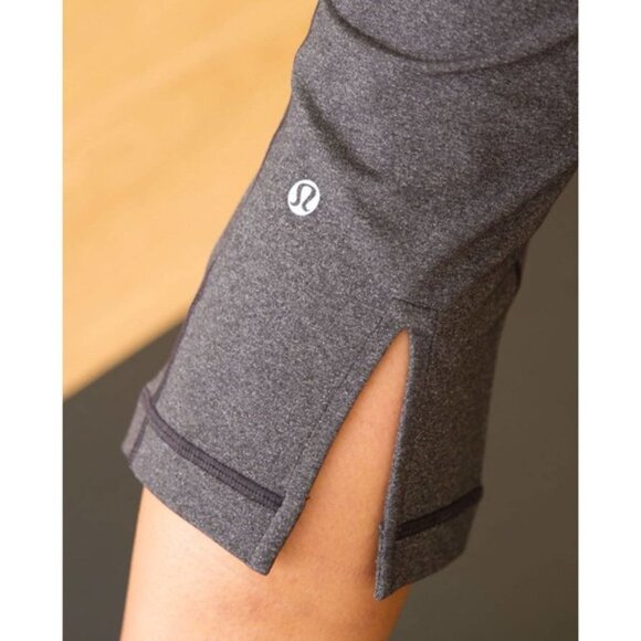 LULULEMON Tadasana Slit Crop Sz 2 Heathered  Black Gray - Picture 3 of 7